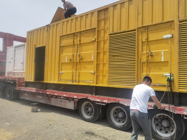 金乡汽油发电机对供油装置的要求